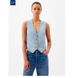 Gap denim vest NWOT